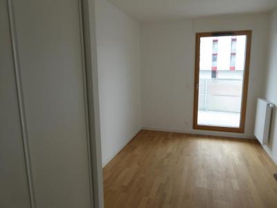 Louer Appartement 77 m2 Begles