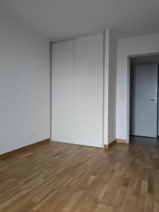 Louer Appartement 65 m2 Jayat