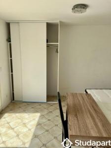 For rent Evry 1 room 20 m2 Essonne (91000) photo 3