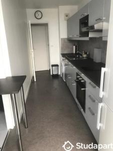 Louer Appartement 9 m2 Riche