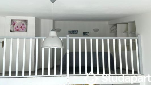 For rent Senas 2 rooms 40 m2 Bouches du Rhone (13560) photo 2