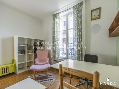 Annonce Location 2 pices Appartement Paris-18eme-arrondissement 75