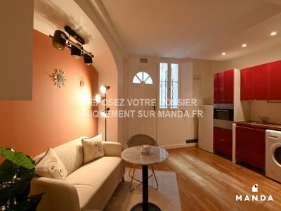 Louer Appartement 29 m2 Paris-10eme-arrondissement