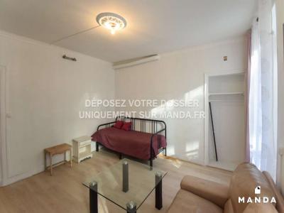 Annonce Location Appartement Paris-18eme-arrondissement 75