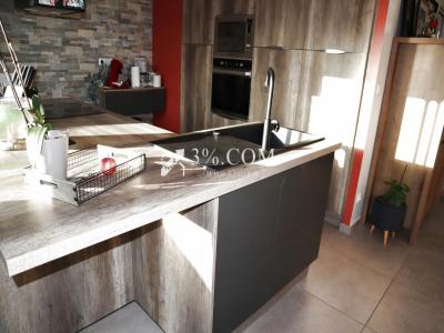 For sale Phalempin 4 rooms 123 m2 Nord (59133) photo 3