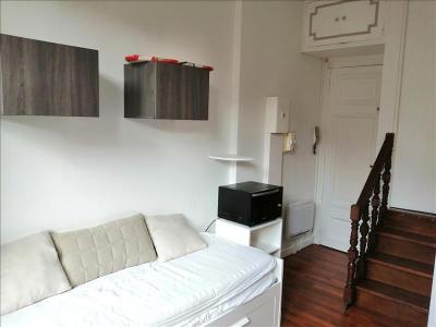 For rent Paris-17eme-arrondissement 1 room 14 m2 Paris (75017) photo 2