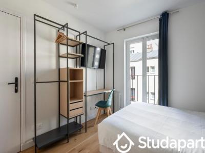 Louer Maison 22 m2 Paris-18eme-arrondissement