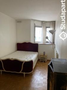 For rent Paris-19eme-arrondissement 1 room 110 m2 Paris (75019) photo 0