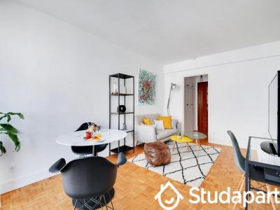 Louer Appartement Paris-15eme-arrondissement 2050 euros