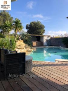 Annonce Vente 12 pices Maison Saint-cyr-sur-mer 83