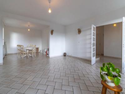 For sale Gievres 7 rooms 154 m2 Loir et cher (41130) photo 2