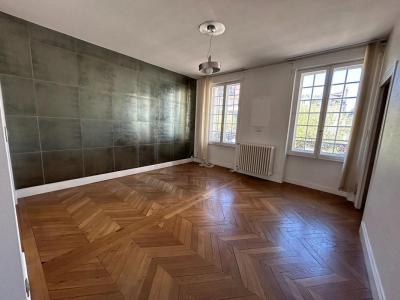 For sale Clermont-ferrand 8 rooms 305 m2 Puy de dome (63000) photo 3