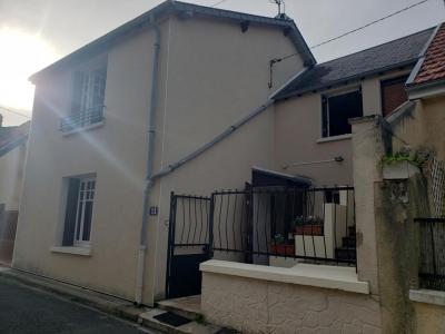 For sale Mer 5 rooms 99 m2 Loir et cher (41500) photo 1