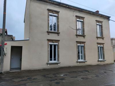 For sale Roanne 3 rooms 50 m2 Loire (42300) photo 0