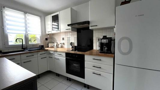 For sale Villabe 4 rooms 74 m2 Essonne (91100) photo 4