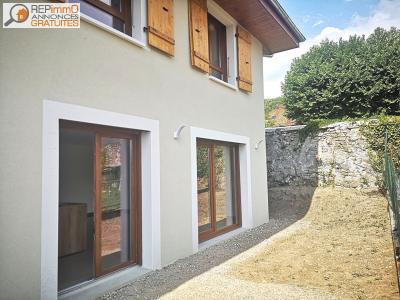 Louer Maison 128 m2 Cuers