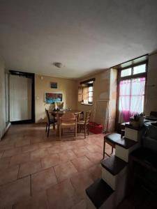 For sale Chapelle-thireuil 6 rooms 155 m2 Deux sevres (79160) photo 3