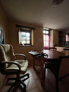 For sale Chapelle-thireuil 6 rooms 155 m2 Deux sevres (79160) photo 4