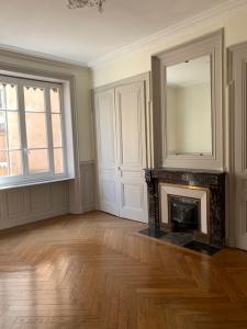 For rent Lyon-1er-arrondissement 3 rooms 90 m2 Rhone (69001) photo 4