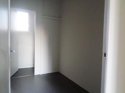 Louer Appartement 75 m2 Saint-julien-du-sault