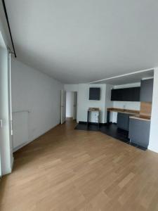 Annonce Location 3 pices Appartement Suresnes 92