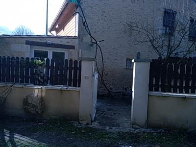 For rent Noaillan 2 rooms 50 m2 Gironde (33730) photo 0