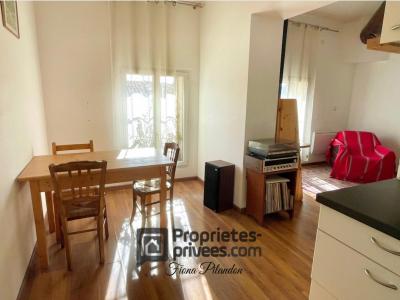 For sale Lauris 2 rooms 38 m2 Vaucluse (84360) photo 2