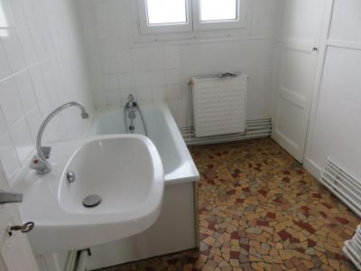 For sale Mans 3 rooms 62 m2 Sarthe (72100) photo 4