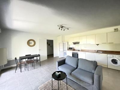 Louer Appartement 65 m2 Marseille-3eme-arrondissement