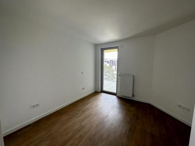 For rent Suresnes 4 rooms 85 m2 Hauts de Seine (92150) photo 4