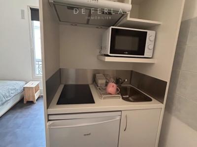 Louer Appartement 12 m2 Paris-7eme-arrondissement