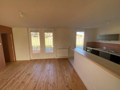 For sale Saint-etienne 3 rooms 66 m2 Loire (42000) photo 2