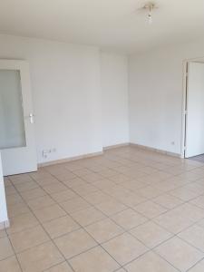 Louer Appartement Tassin-la-demi-lune 707 euros