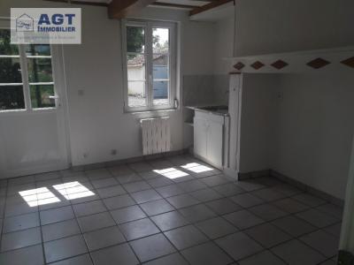 For rent Milly-sur-therain 2 rooms 30 m2 Oise (60112) photo 2