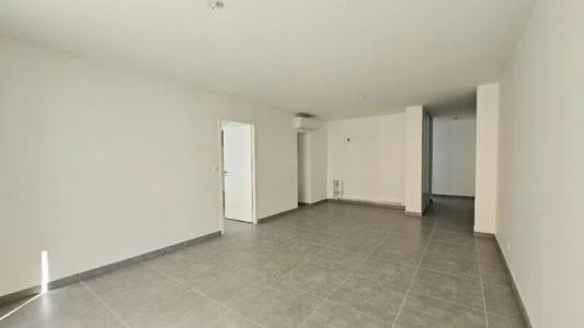 For sale Narbonne 4 rooms 89 m2 Aude (11100) photo 2