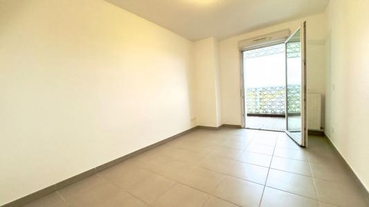 For sale Montpellier 3 rooms 64 m2 Herault (34000) photo 2