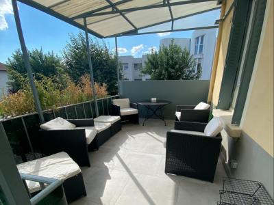 For rent Venissieux 8 rooms 150 m2 Rhone (69200) photo 0