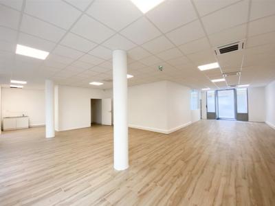 For sale Paris-15eme-arrondissement 199 m2 Paris (75015) photo 1