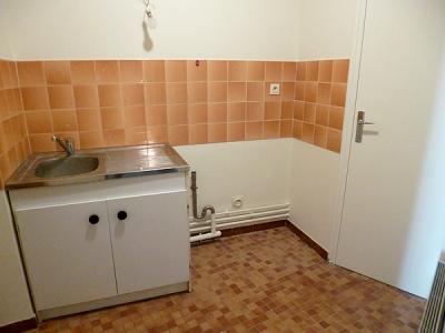 For rent Clermont-ferrand 2 rooms 44 m2 Puy de dome (63000) photo 2