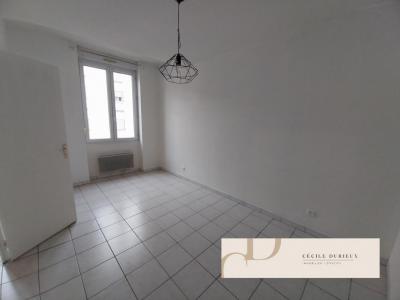 For sale Villeurbanne 3 rooms 50 m2 Rhone (69100) photo 3