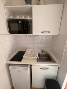 For sale Montpellier 1 room 19 m2 Herault (34080) photo 2