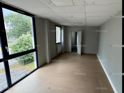 For rent Villeneuve-d'ascq 1024 m2 Nord (59491) photo 2