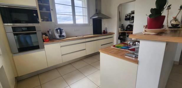 For sale Villeneuve-sur-lot 5 rooms 130 m2 Lot et garonne (47300) photo 2