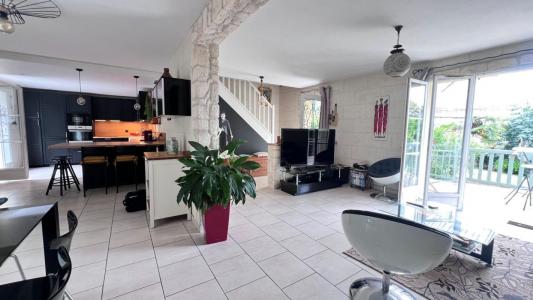 For sale Limay 6 rooms 130 m2 Yvelines (78520) photo 2