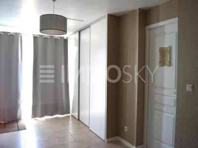 For sale Cessy 5 rooms 137 m2 Ain (01170) photo 2