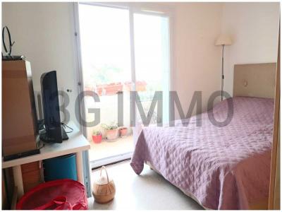 For sale Toulon 4 rooms 70 m2 Var (83200) photo 4