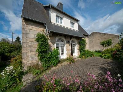 For sale Carhaix-plouguer 7 rooms 141 m2 Finistere (29270) photo 1