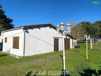 For sale Berson 3 rooms 60 m2 Gironde (33390) photo 0