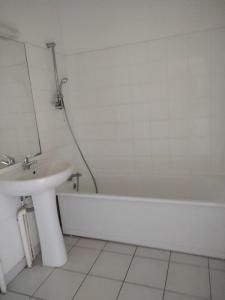 For sale Berat 3 rooms 61 m2 Haute garonne (31370) photo 3