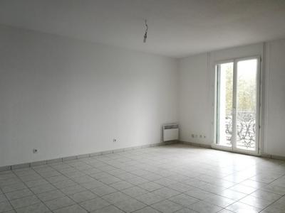 For rent Narbonne 3 rooms 68 m2 Aude (11100) photo 2